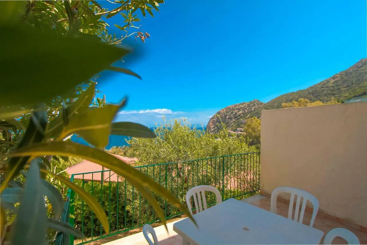 Residence Calava Gioiosa Marea 0*,