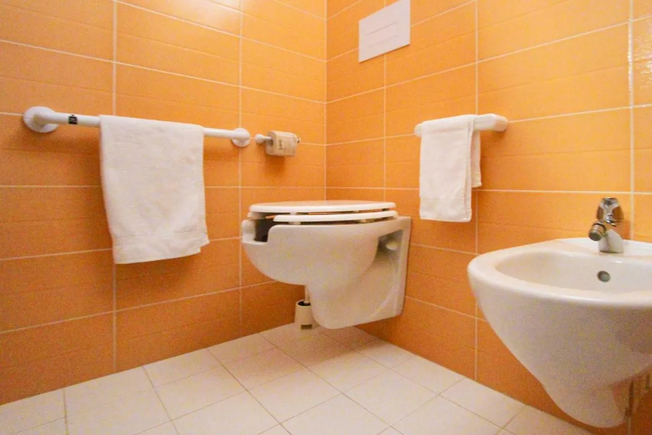 Residence Calava Gioiosa Marea 0*,